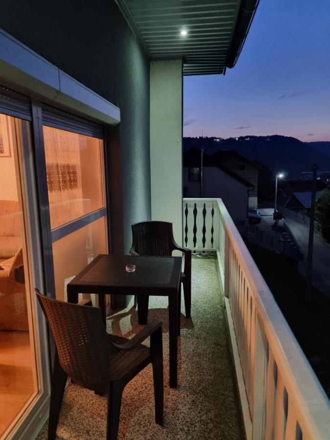 Ferienwohnung Sabina ボサンスカ・クルパ エクステリア 写真