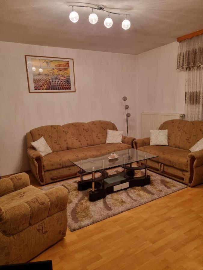 Ferienwohnung Sabina ボサンスカ・クルパ エクステリア 写真